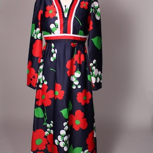 Vintage 60&#39;s Red Blue Green Floral Graphic Floral Print Maxi Dress by Tori Richard Honolulu Sz M 27&quot; waist Op Art