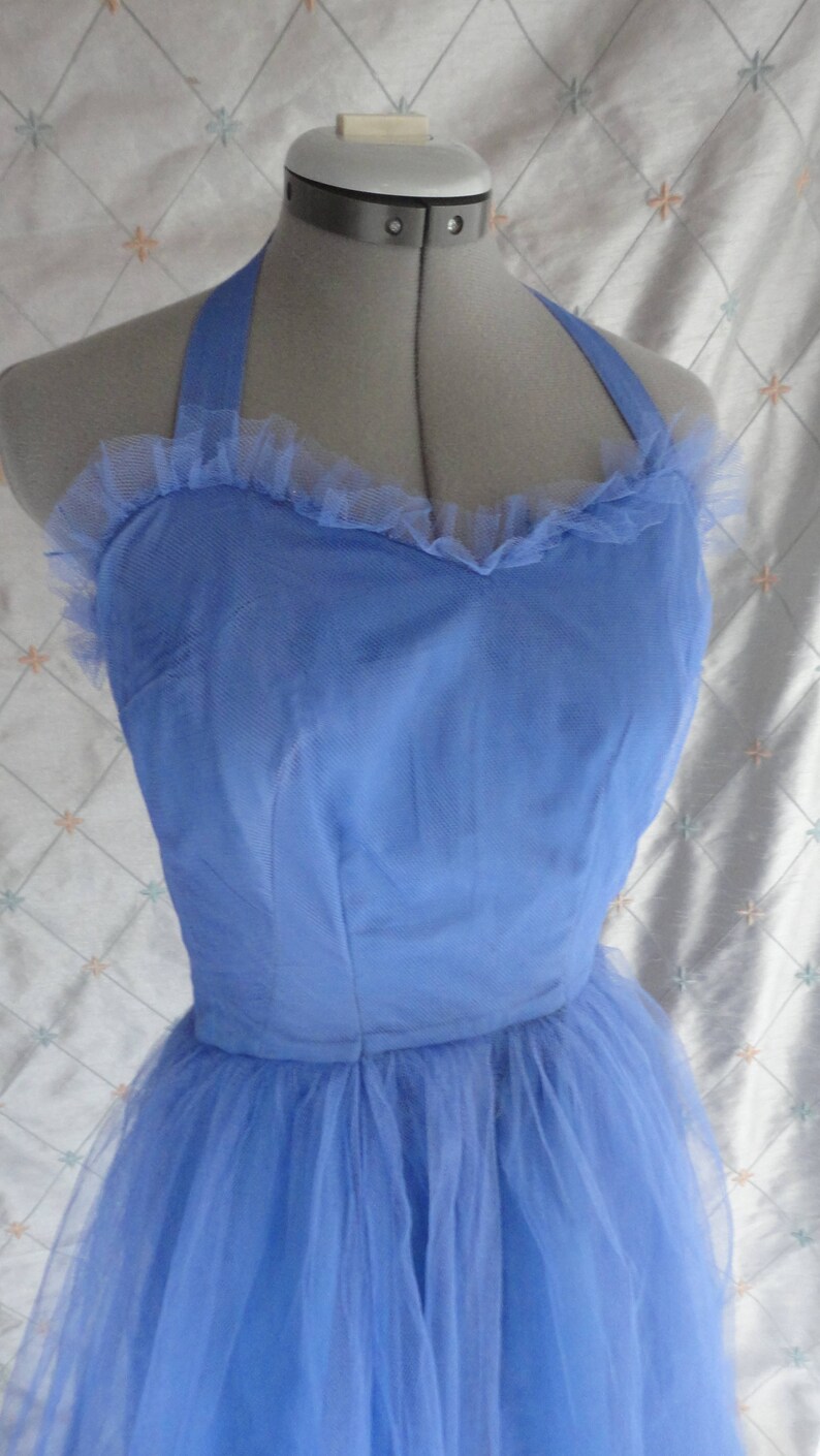 Vintage 50s Dress Vintage 50/'s Periwinkle Blue Tulle and Satin Prom Dress with Neck Strap Size S 24 waist metal side zipper