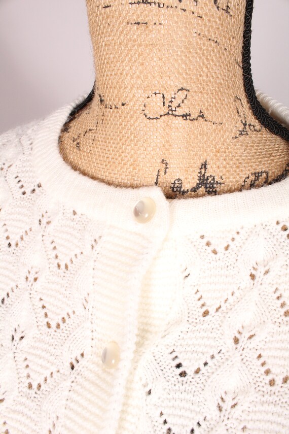 60s 70s Sweater //  Vintage 60s 70s White Texture… - image 4