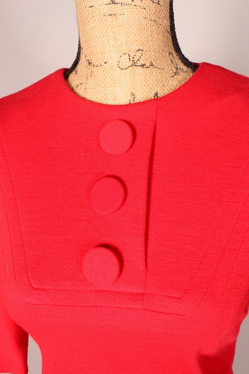 50s 60s Dress // Vintage 50s 60s Red Knit Dress with Big Buttons by R&K Originals Size M 'For The Girl Who Knows Clothes' image 4