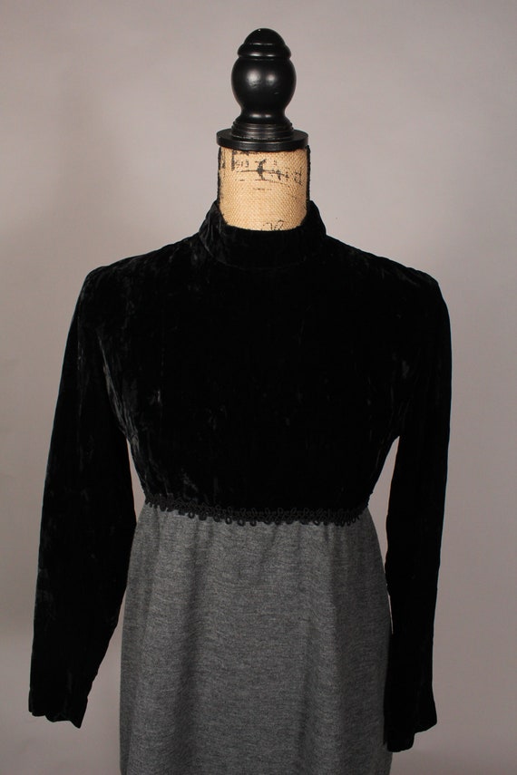 60s 70s Dress //  Vintage 60s 70s Black Gray Dres… - image 3