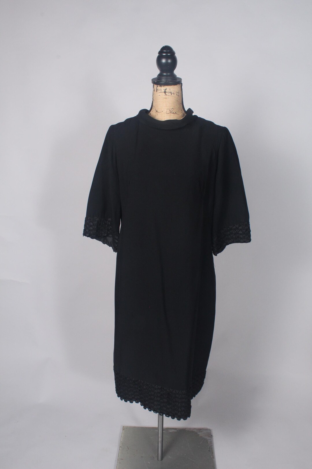 Vintage 50s 60s Black Shift Dress With Woven Ribbon Cuffs + Hem Sz L XL ...