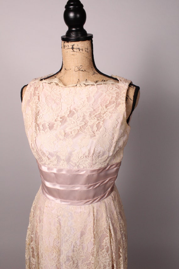 50s Dress  // Vintage 50s Cream Lace & Satin Dres… - image 3