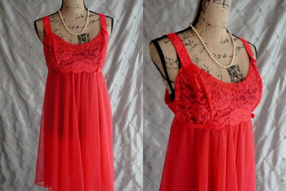 50s 60s Nightgown // Vintage 50s 60s Coral Red Ch