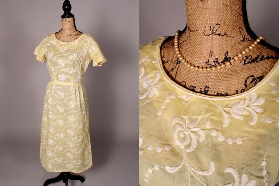 50s 60s Dress //  Vintage 50s 60s Yellow White Em… - image 1