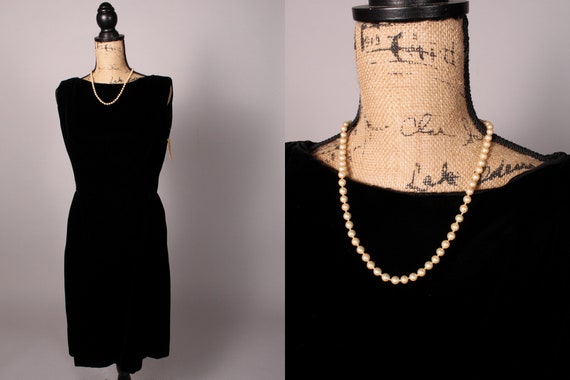60s Dress //Vintage 60s Black Velvet Dress by Vic… - image 1