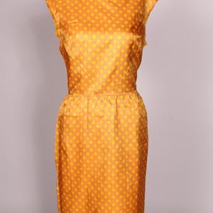Vintage 50s 60s Reversible Yellow Tan Polka Dot Dress Size S 26&quot; waist metal zipper