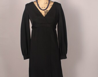 Vintage jaren 60 zwarte rayonjurk van Shannon Rodgers voor Jerry Silverman, maat M, bisschopsmouw