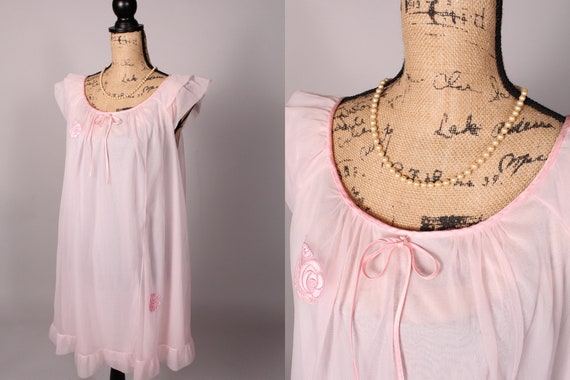 50s 60s Nightgown // Vintage 50s 60s Pale Pink Ch