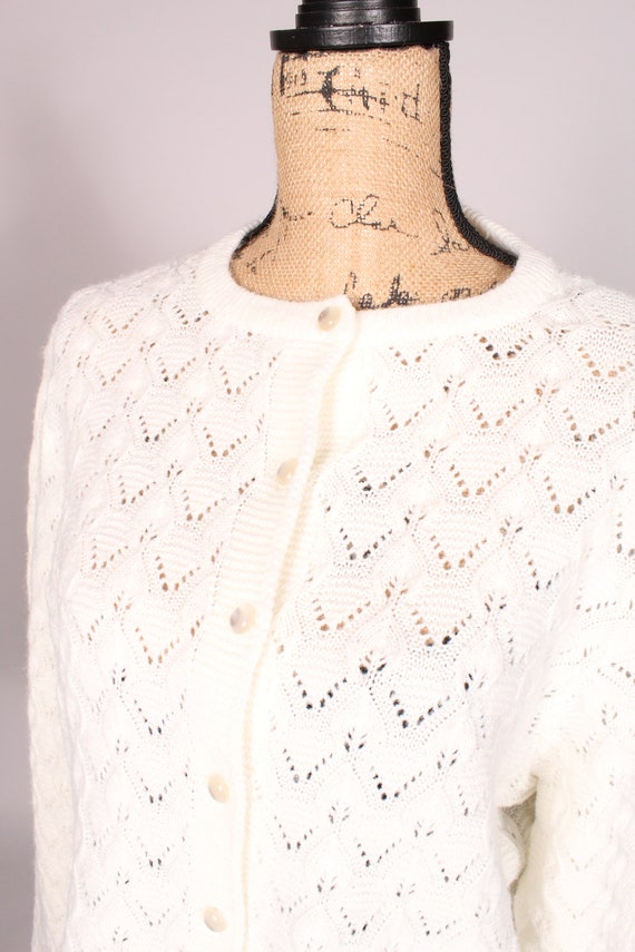 60s 70s Sweater //  Vintage 60s 70s White Texture… - image 5