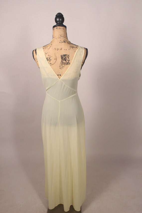 Vintage Nightgown, 50s 60s Nightgown, Yellow Nigh… - image 9