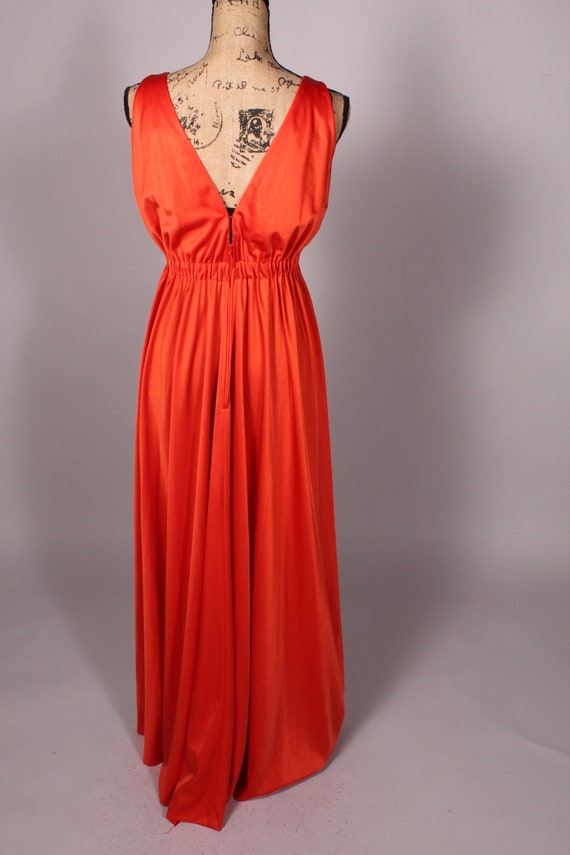 60s 70s Dress //  Vintage 60s 70s Orange Flowing … - image 8