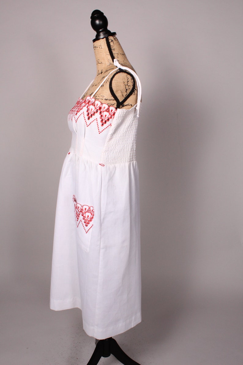 Vintage 60s 70s Dress Vintage 60s 70s White Sun Summer Dress with Red Accents by Vicky Vaughn Junior Size M