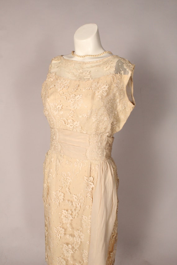 50s 60s Dress //  Vintage 50s 60s Cream Tan Lace … - image 5