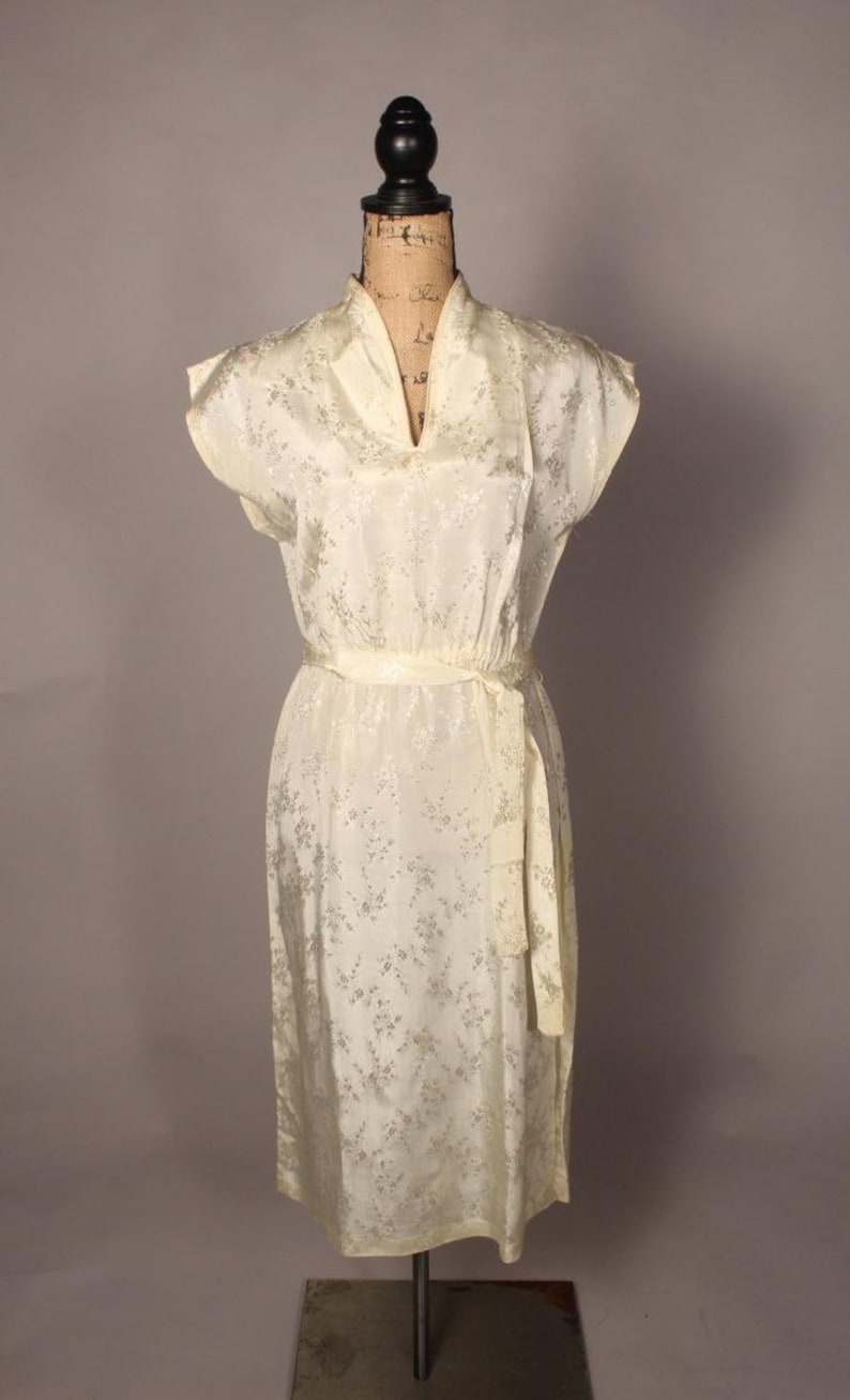 Vintage 80s Ivory Jacquard Dress Size M side slits