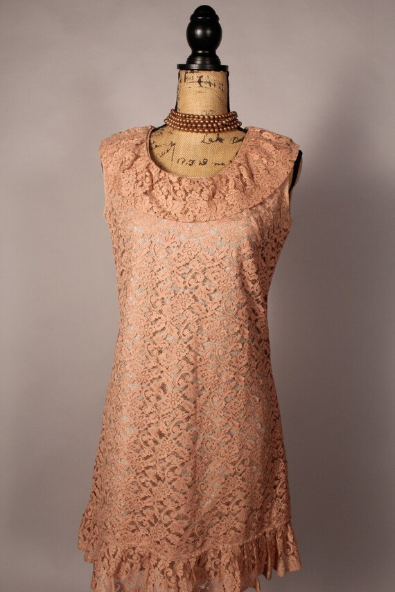 Vintage 60s Rose Pink Lace Ruffly Shift Dress Siz… - image 2