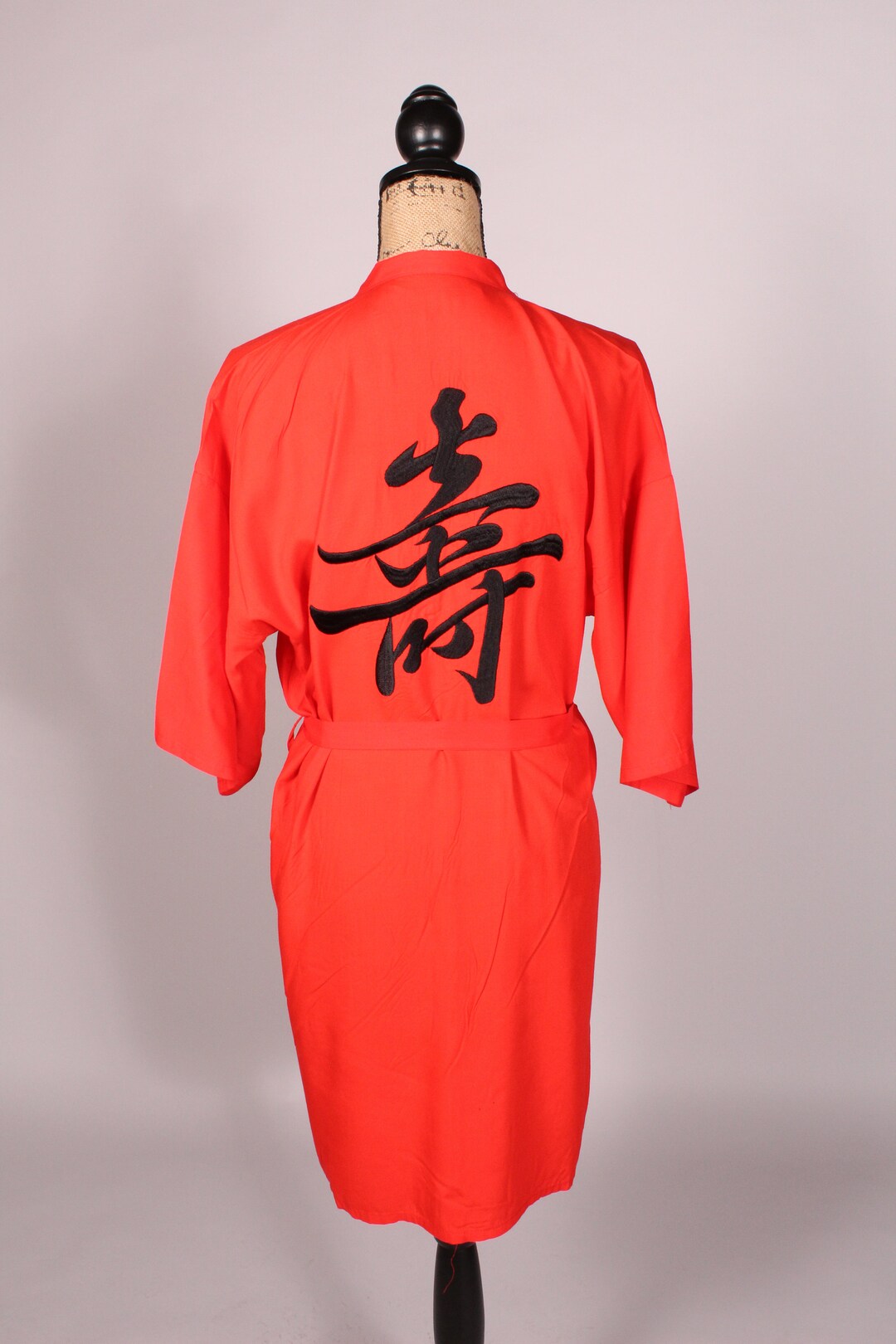 Shortie Red Robe Vintage 80s 90s Red Short Robe With Asian Characters on Back & Pockets ...