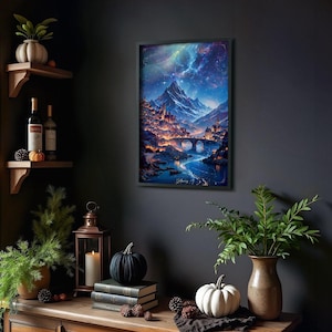 Puede incluir: Una impresi&oacute;n art&iacute;stica enmarcada que representa un paisaje de fantas&iacute;a con una cordillera, un r&iacute;o y una ciudad iluminada por luces c&aacute;lidas. La obra de arte presenta un cielo nocturno vibrante con estrellas y nebulosas. La impresi&oacute;n se exhibe en una pared oscura.