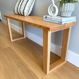 American Oak Entryway Bench – Solid Timber Hallway or Mudroom Seat | Handmade Furniture