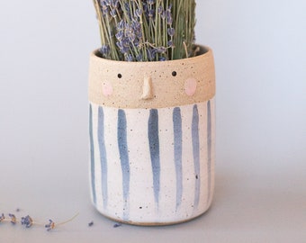 miss tabitha: friendly handmade vase *blue stripes*