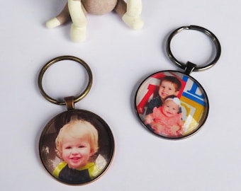 Personalized Picture Key Ring, Gift for Mom, Dad, Grandma, Grandpa, Boyfriend, Girlfriend, Godmother, Custom Keychain, Pet, Photo Jewelry