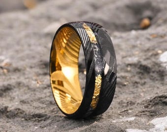 Black Hammered Damascus Steel with Meteorite & Gold Leaf Foil Men 8mm Wedding Ring, Black Hammered Band, Damascus Steel Men Engagement Ring