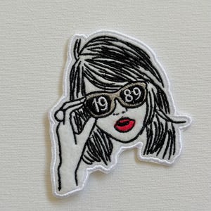 T embroidered patches, sew on patches, gift for fans, patches, singer, music, custom patch, embroidery patch, chingu embroidery patches