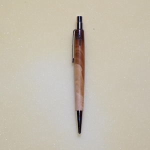 Elegante handgedraaide balpen – uw persoonlijke schrijfinstrument