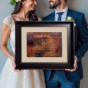 Certificado de matrimonio de cobre personalizado – Recuerdo de matrimonio grabado a mano – Placa de votos personalizada – Regalo de aniversario personalizado