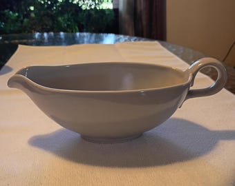 Vintage Rhythm Slate Grey Homer Laughlin Gravy/Sauce Boat, H51 N4.. TreasuresByFlick