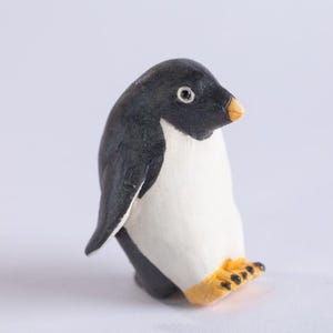 Animal en argile fabriqué à la main - Pingouin