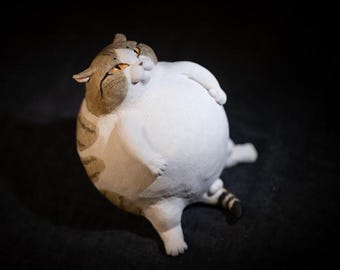 Keramik Katzen Skulptur: Keramikfigur im Japanischen Stil
