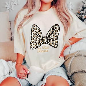 Disney Coquette Chemise léopard Minnie Bow, T-shirt Minnie Mouse, T-shirt Magic Kingdom, T-shirt Animal Kingdom, Chemise Disneyworld, T-shirt Cheetah Minnie image 1