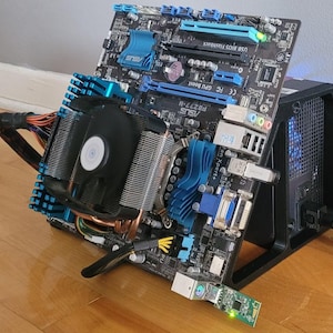DESIGNED IN CANADA - Motherboard Support for cpu Mining with gpu support