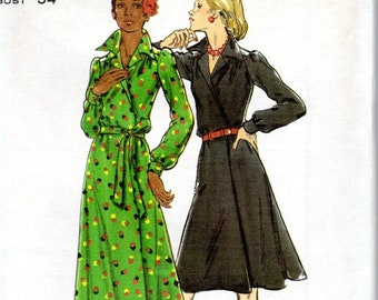 1970s Rare Maxi Wrap Dress Sewing Pattern in Two Lengths, Long Gathered Sleeve, Pointed Collar, 70s Fashion Butterick 3438 Uncut FF SM or XS