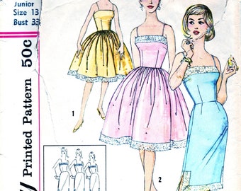 1960s Slip Sewing Pattern, Full Slip, Form Fit Slip, Gathered Skirt, Junior Petite Size Bust 33, Side Zipper, 60s Fashion Simplicity 3429