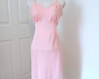 Vintage Slip - 1960s Slip - Coral Slip - Classic Full Slip - Kayser Slip - Vintage Lingerie - Chiffon - Lace - Bust 36" - Gift for Her