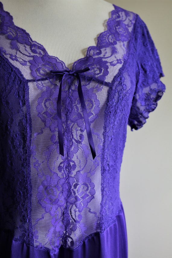 1980s Vintage Nightgown, Vassarette, Purple Lace … - image 3