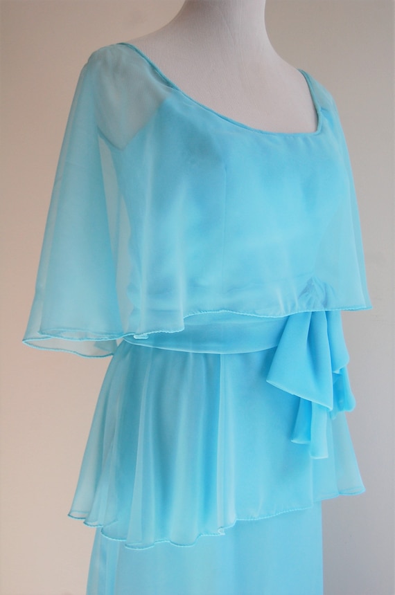新品 USA SKY BLUE GOWN SMALL…SDE Zuma Light Blue Jacquard Strapless Midi Dress – Club L