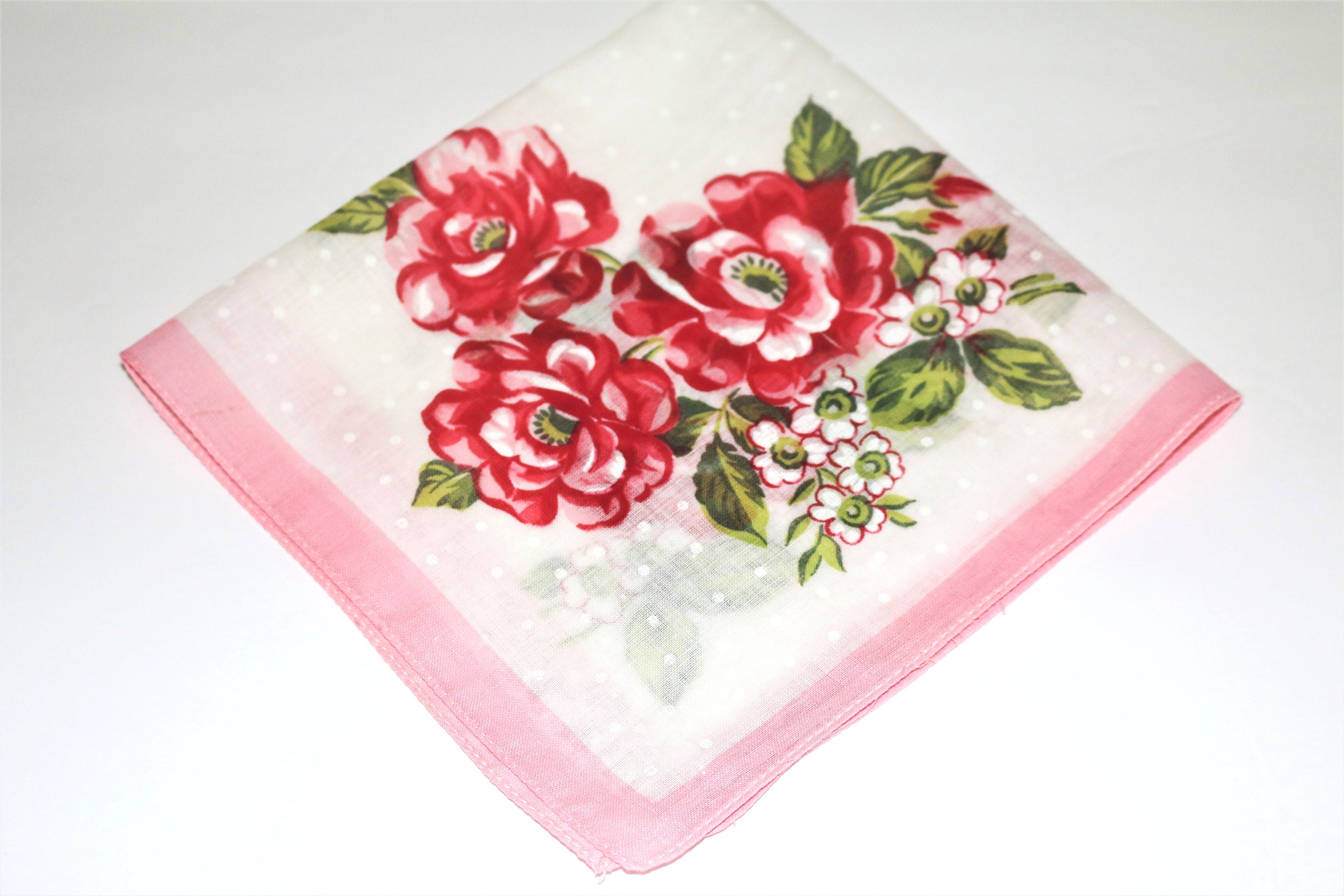 Amazon.com: Chikazawa Lace Towel Handkerchief : Clothing