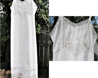 1970s French Full Slip, Nightgown, Sans Souci Lingerie, Soft White, Lace Hem, Girlie Style, Cottagecore, Bust 32, 70s Slip, Gift for Her