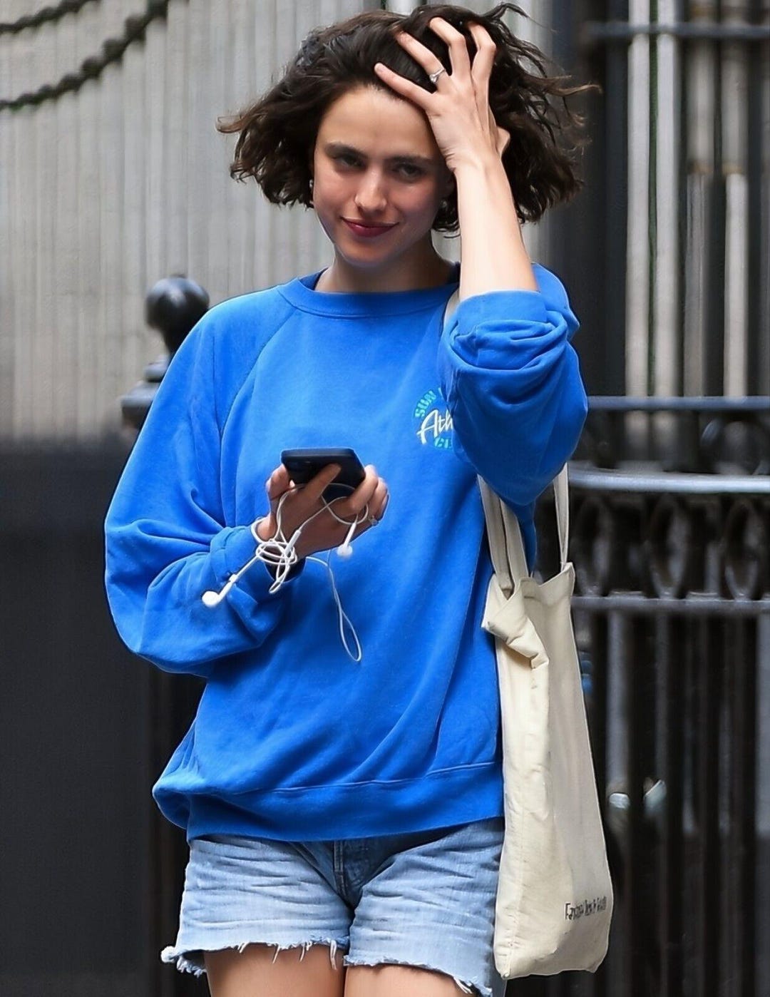 Margaret Qualley Stunning 8.5 X 11 Candid Photograph Art Print Photo - Etsy