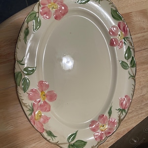 Fransikansk ökenros servis