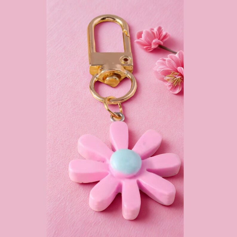 Cute Daisy Flower Keychain - Aesthetic Bag Charm, Pastel Acrylic Key Ring, Gold Clip Key Holder, Cute Gift for Her, Bag Accessories. image 8