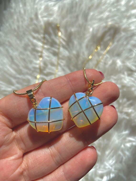 Barbie Necklace Blue or Pink Diamond Lock Necklace Heart Necklace, Necklace  for Girls, Friendship Necklaces, Quartz Necklace, Friend Necklace