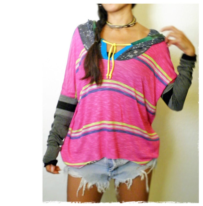 Get Loose Hoody Pink Stripy Patch Contrast Sleeves Sport Tunic image 2