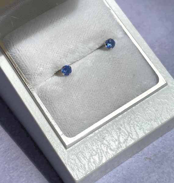 14kt Studex Sapphire Earrings