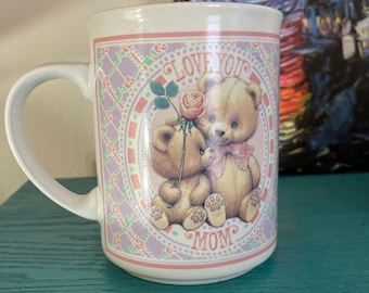 Taza para mamá, osito de peluche, te amo, regalo para el Día de la Madre, cumpleaños, San Valentín, osos vintage, corazón, linda taza de café, taza floral, cottagecore, regalo de té de los años 90