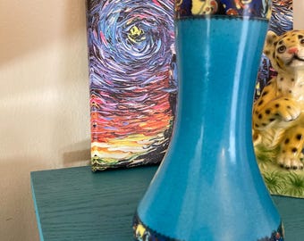 Jarrón checo antiguo azul oriental TAL CUAL con patrón floral turquesa y verde azulado, cerámica de inspiración asiática, decoración del hogar, flor, regalo floral, cerámica antigua, década de 1920