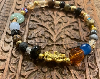 Pulsera de cuentas desordenadas de oro Pixiu Feng Shui Buena fortuna Prosperidad Buena suerte Abundancia Felicidad Celestial Pulsera elástica hecha a mano